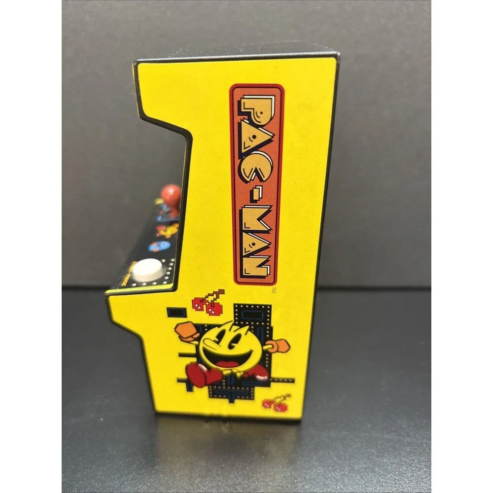 Pac-Man Retro Mini Arcade Classic Game 2009 Bandai Namco Color Screen # 09545